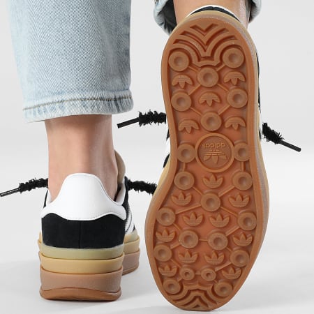 Adidas Originals - Baskets Femme Gazelle Bold IE0876 Core Black White x Superlaced Lacets Fuzzy Black